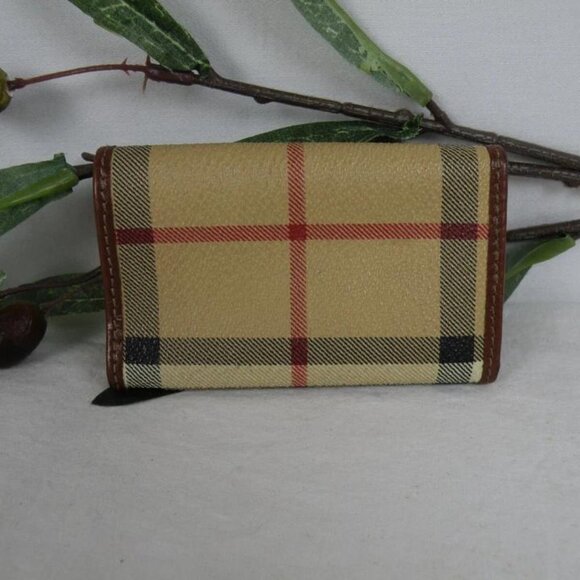 NWOT Burberry classic Nova Check key holder - Picture 2 of 5